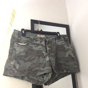 Camo lei shorts high waisted